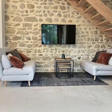 Villa Charme Et Quietude Au Coeur Du Quartier Tiret Ambérieu-en-Bugey Esterno foto